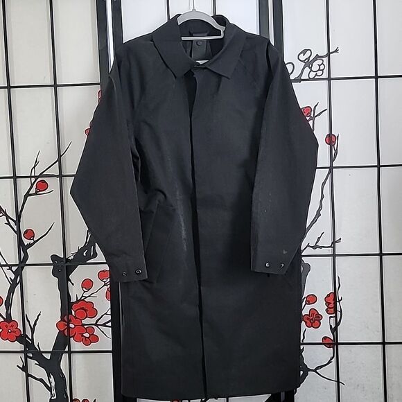 Arys Transeasonal Parka - Picture 2 of 15